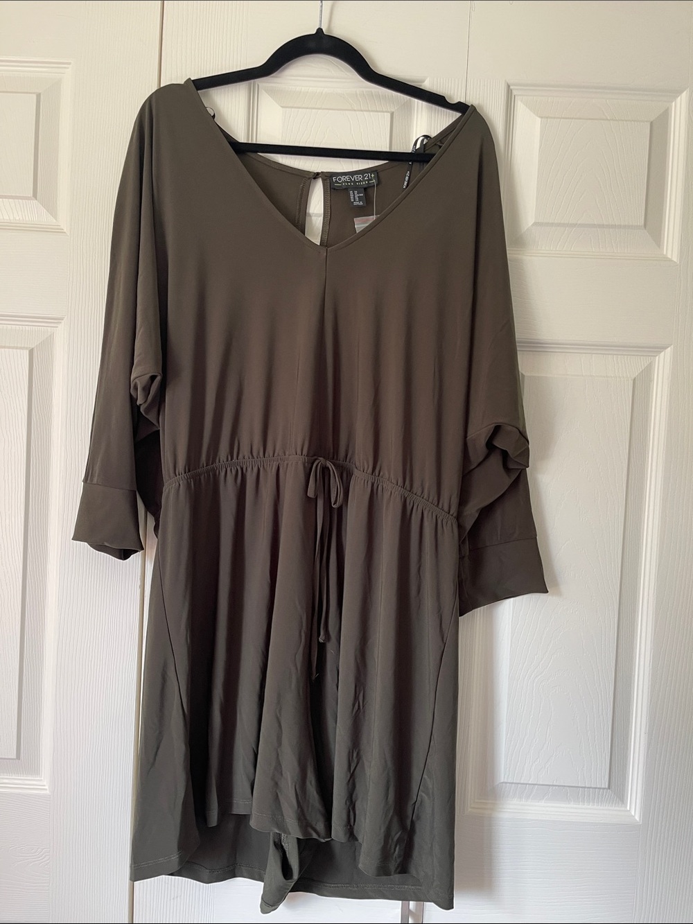 Forever 21 Olive Drawstring Waist V-Neck Tunic